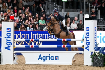 Annabel Widdowson flies high at London International Horse Show with victory in the Agria 128cm Championship